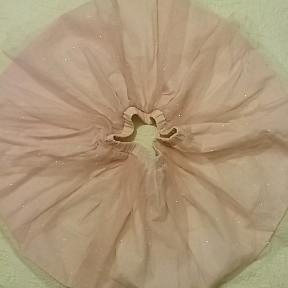 OSHKOSH dance  tutu size 5T - Picture 2 of 3